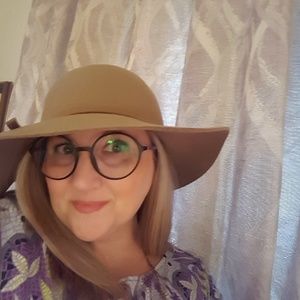 Meet your Posher, Marcella